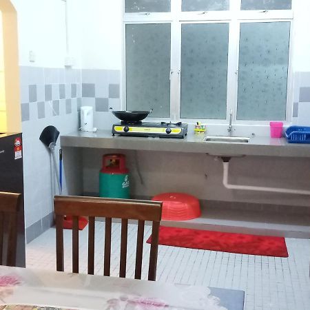 Aiman Homestay ポートディクソン エクステリア 写真