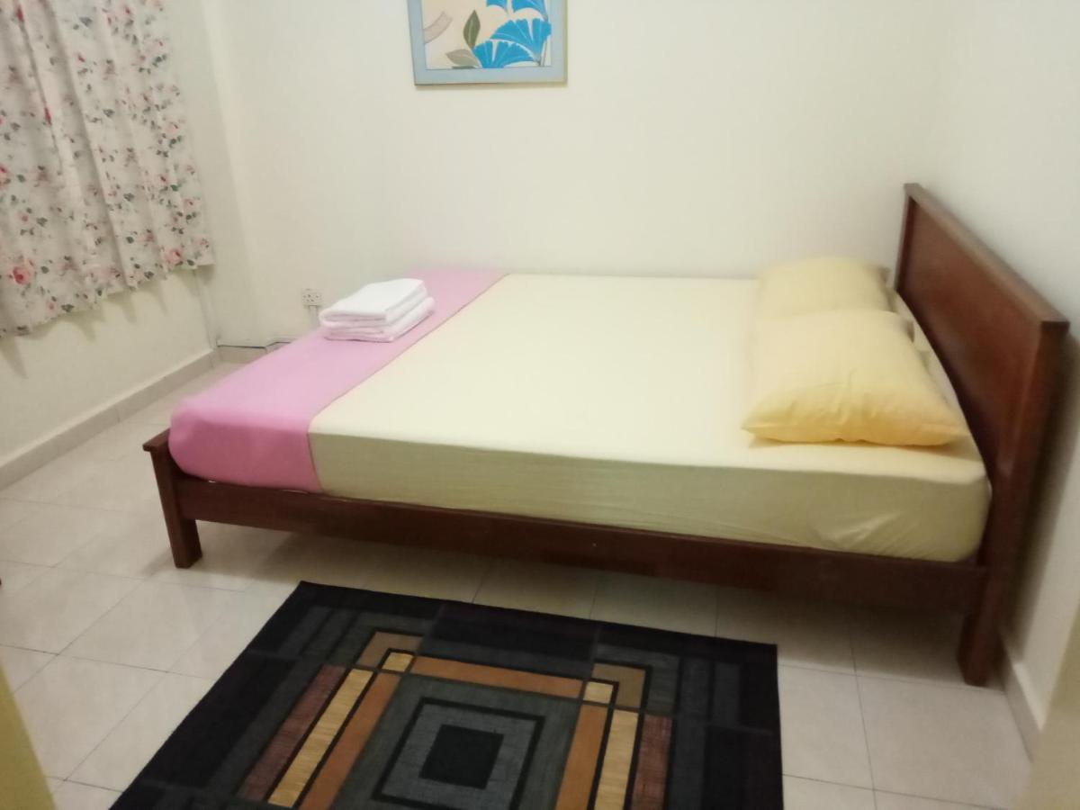 Aiman Homestay ポートディクソン エクステリア 写真