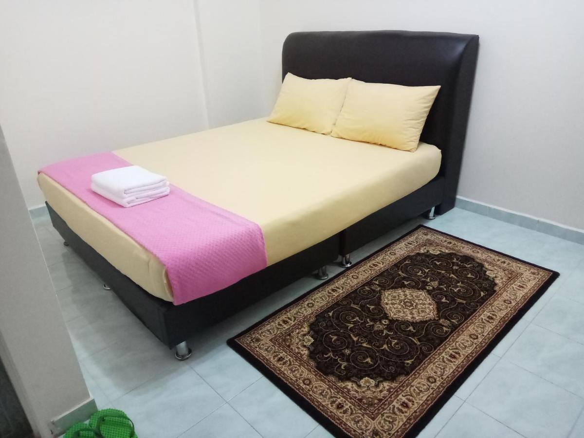 Aiman Homestay ポートディクソン エクステリア 写真