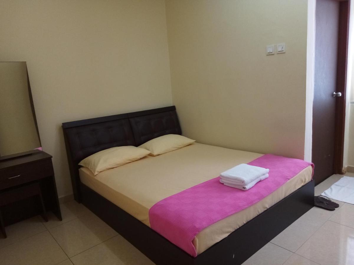Aiman Homestay ポートディクソン エクステリア 写真
