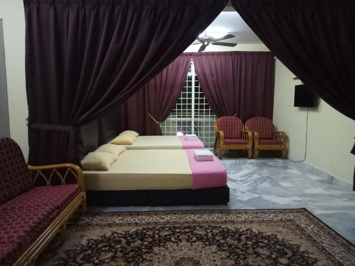 Aiman Homestay ポートディクソン エクステリア 写真