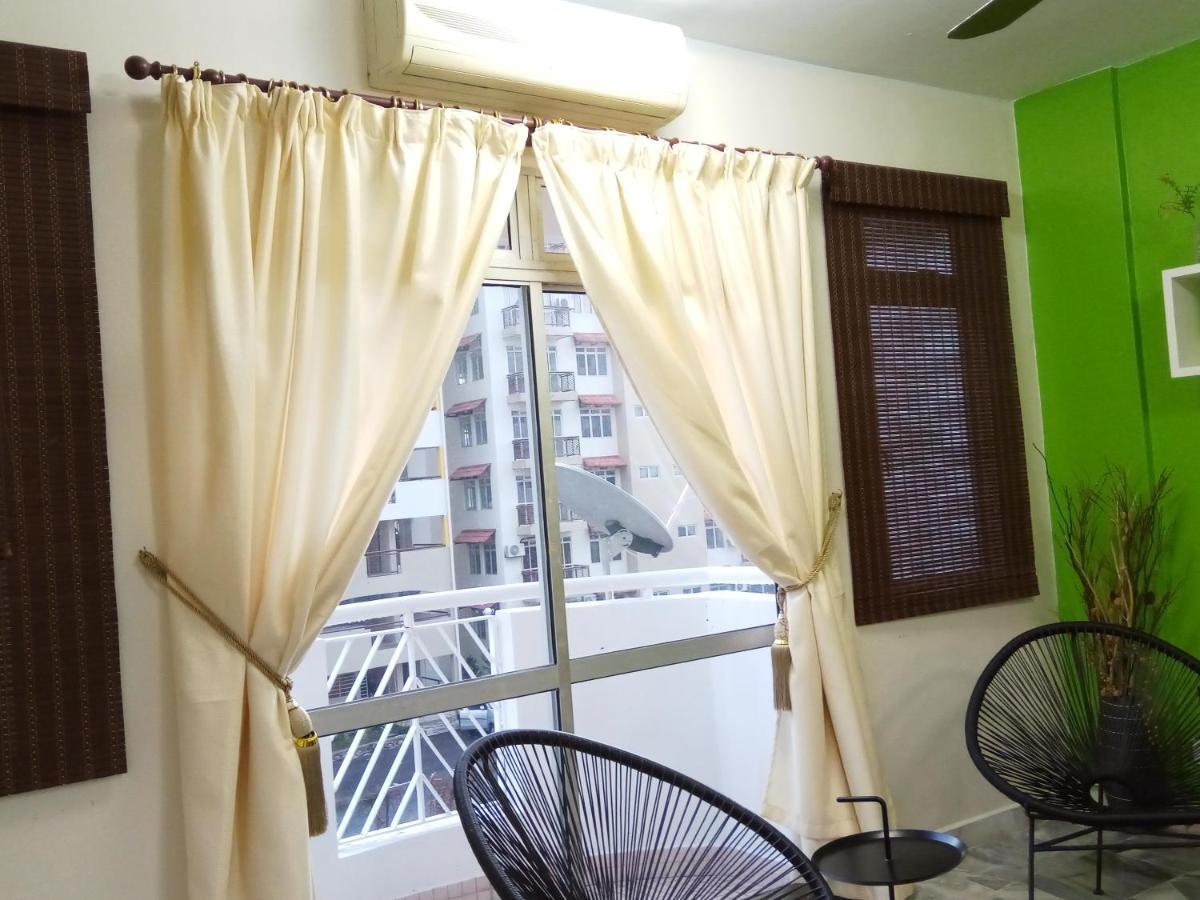Aiman Homestay ポートディクソン エクステリア 写真