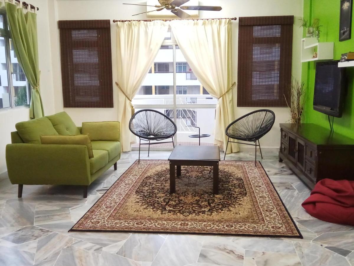Aiman Homestay ポートディクソン エクステリア 写真