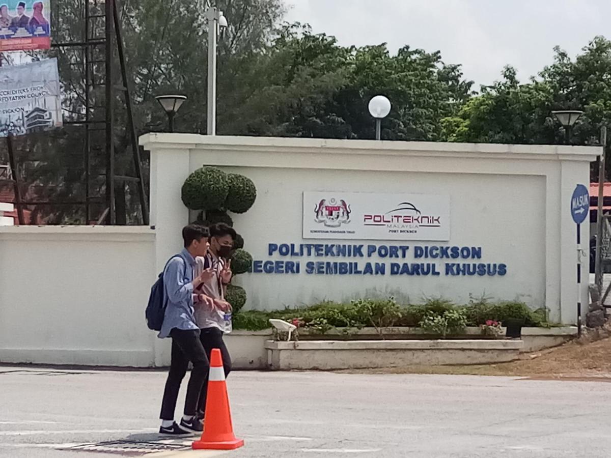 Aiman Homestay ポートディクソン エクステリア 写真