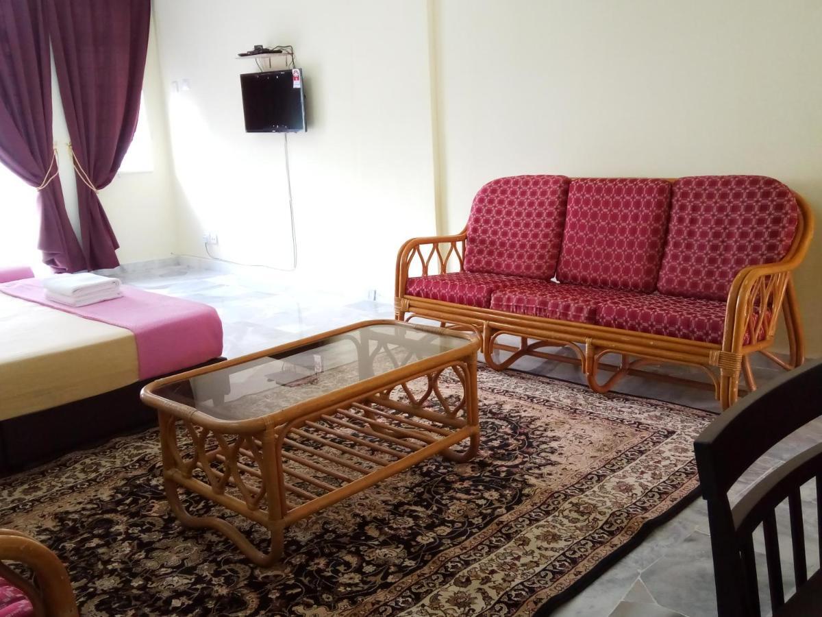 Aiman Homestay ポートディクソン エクステリア 写真