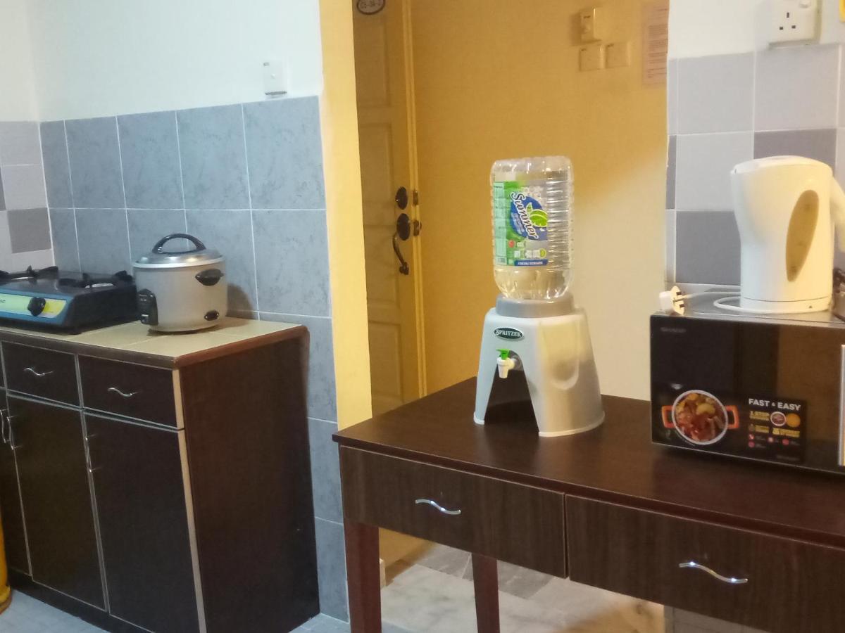 Aiman Homestay ポートディクソン エクステリア 写真