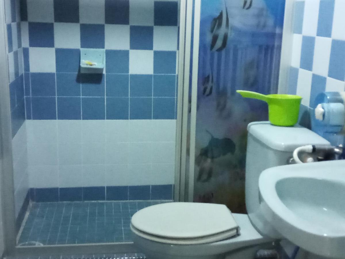 Aiman Homestay ポートディクソン エクステリア 写真